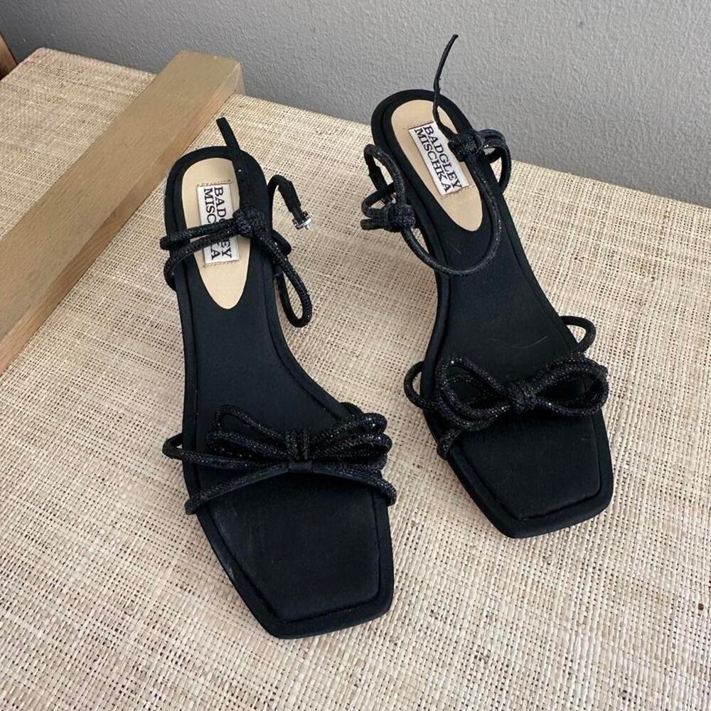 Black manolo blahnik sandals with